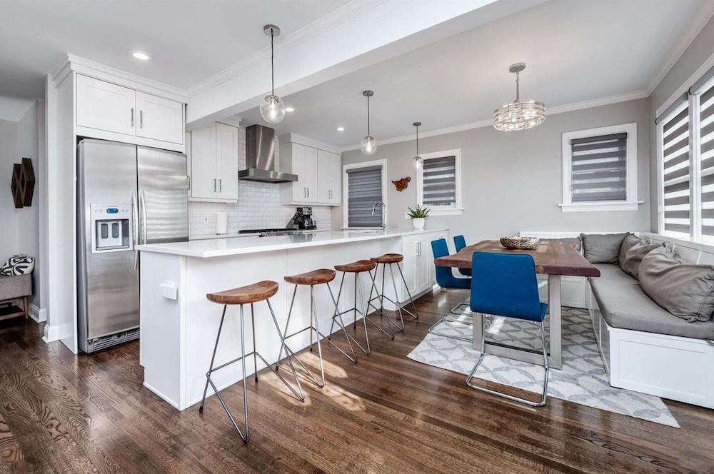 Modern kitchen with dining area